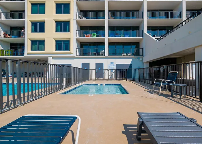 Island Winds West 172 Apartment